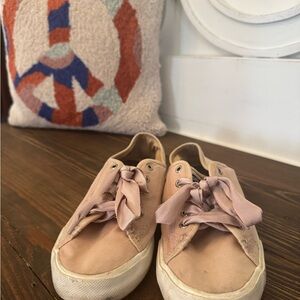 Women's Pink Sperry Sneakers with satin laces